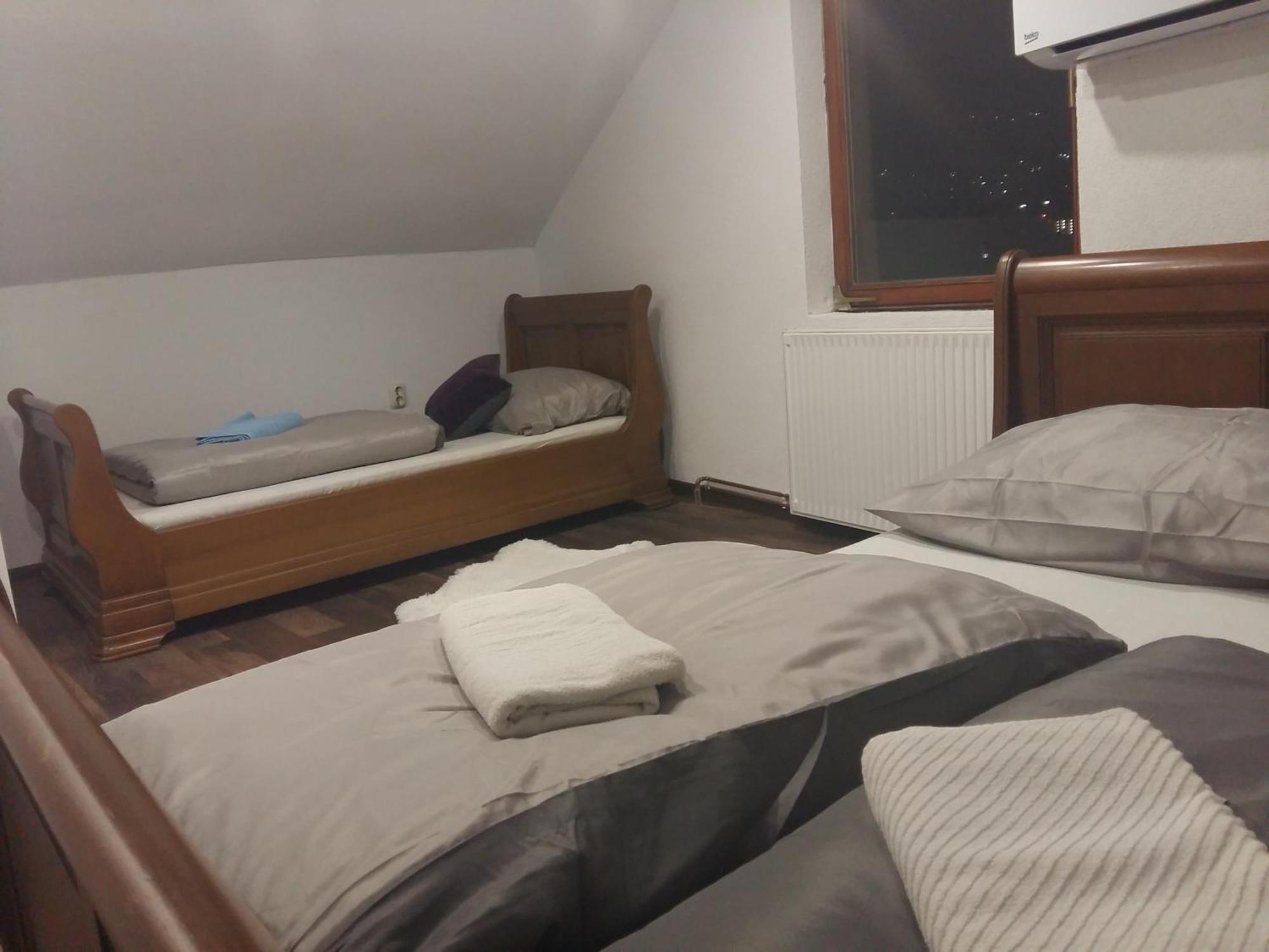 Apartments In Heart Сараево Номер фото
